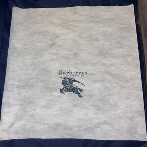 Burberrys white and blue dustbag to fit a medium to large bag